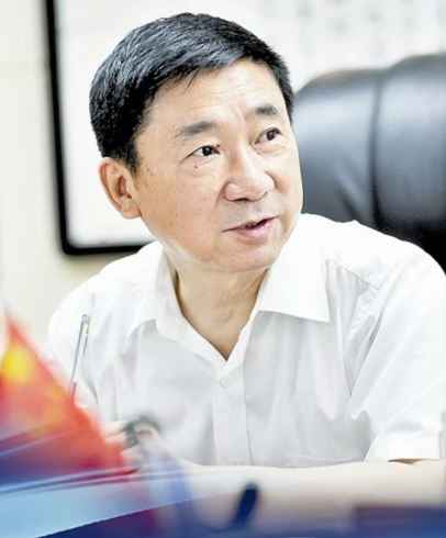 Academician Desheng Jiang