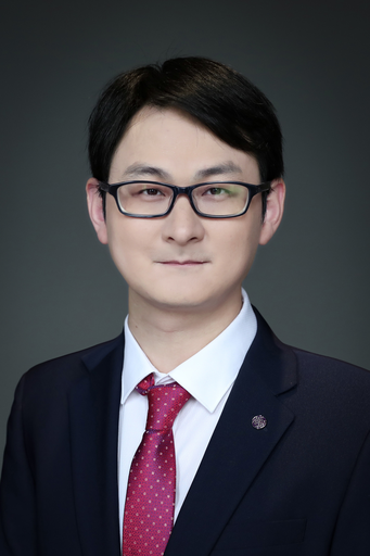 Prof. Guangji Xu